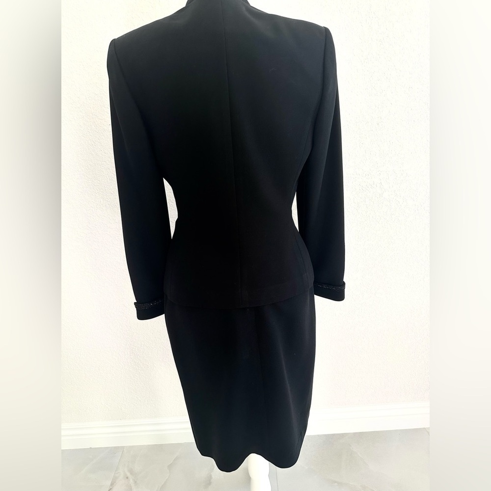 Elegant Kasper Black Women's Blazer with Beaded Trim Suit Set - Picture 8 of 8